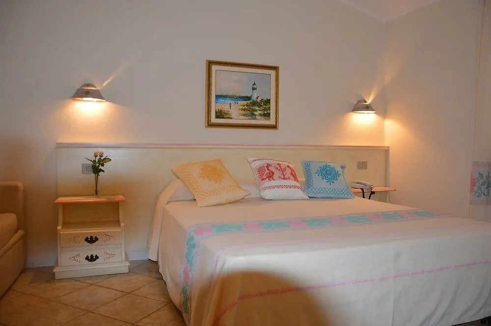 Hotel La Palma San Teodoro