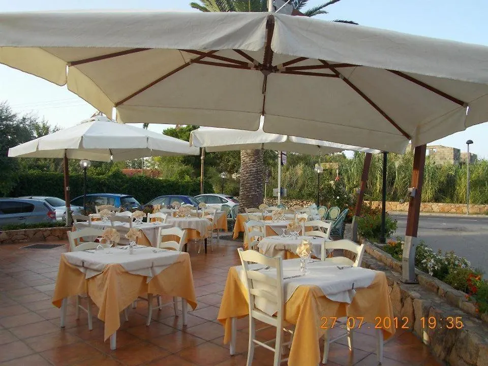 Hotel La Palma San Teodoro